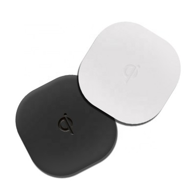 New Q8 wireless charger  plate round phone QI universal black charger